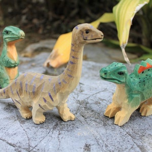 Dinosaur Handmade Dino Wooden Handcraft Animal Art Carving Set Birthday Gift Unique Desk Decor Housewarming Garden Mascot Christmas Present