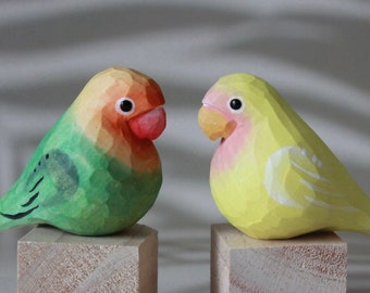 Handcraft Wooden Cute Colorful Parrot Bird Ornament Hand Carving Desk Home Little Sculpture Figurines Decor Christmas Gift Art Objects