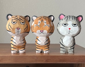 Handgemachte hölzerne Tigerschnitzerei, einzigartige Schreibtischdekor, Handcraft Animal Art Carving
