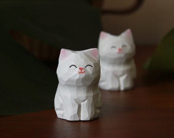 Hand Carved Basswood White Cat Figurine, Cute Smiling Kitty Statue, Cat Lover Gift Desk Pet