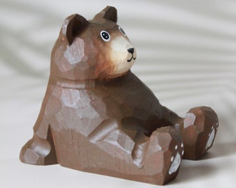 Handmade Wooden Bear Phone Holder: Carved Basswood Desk Decor
