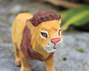 Handmade Basswood Lion Sculpture Figurine: Carved Wood Figurine, Bookshelf Garden Decor Ornament