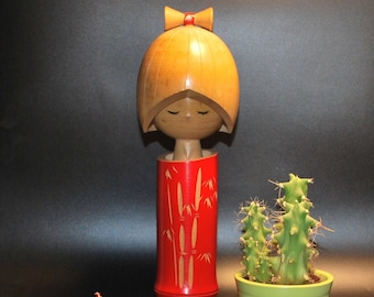 Poupée antique, Kokeshi exclusif, Kokeshi rare, poupée faite à la main, miniature en bois, art japonais, fabriqué au Japon, décor Kawaii, petite poupée, 2D