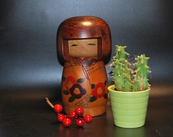 Poupée Kokeshi, cadeaux japonais, poupée en bois, décor en bois, bois Kokeshi, Usaburo Kokeshi, Kokeshi Doll vintage, Kokeshi exclusif, Xa19