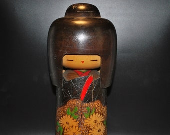 Big Kokeshi, Creative Kokeshi, Vintage Items, Rare Kokeshi, Japanese Art, Antique Doll, Wooden Decor, Asian Gifts, Kokeshi Artists, Dolls