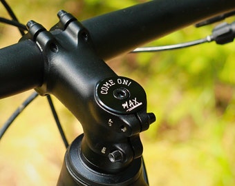 Personalized headset cap with a stylish design for bicycles Come On