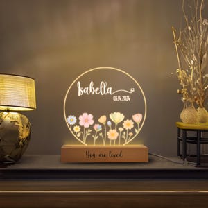 Custom Night Light for Baby Girl, Toddler Bedside Night Light, Custom Name Lamp, Floral Night Light for Nursery Decor, New Baby Gift T4