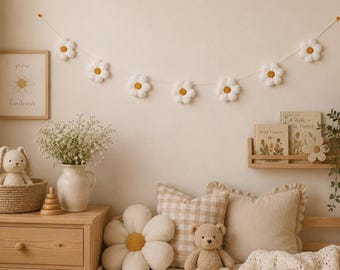 Crochet Daisy Garland I Decorative Flower Garland | Scandinavian Nursery Decor