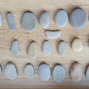 30 and few extra pieces beach stones Natural flat beach Pebbles Small Sea Stones From Baltic Seashore, Pebble Art Supply