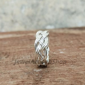 Anillo trenzado de plata de ley - Banda tejida a mano - Anillo llamativo y grueso - Joyería bohemia llamativa - Regalo unisex - Anillo de plata artesanal