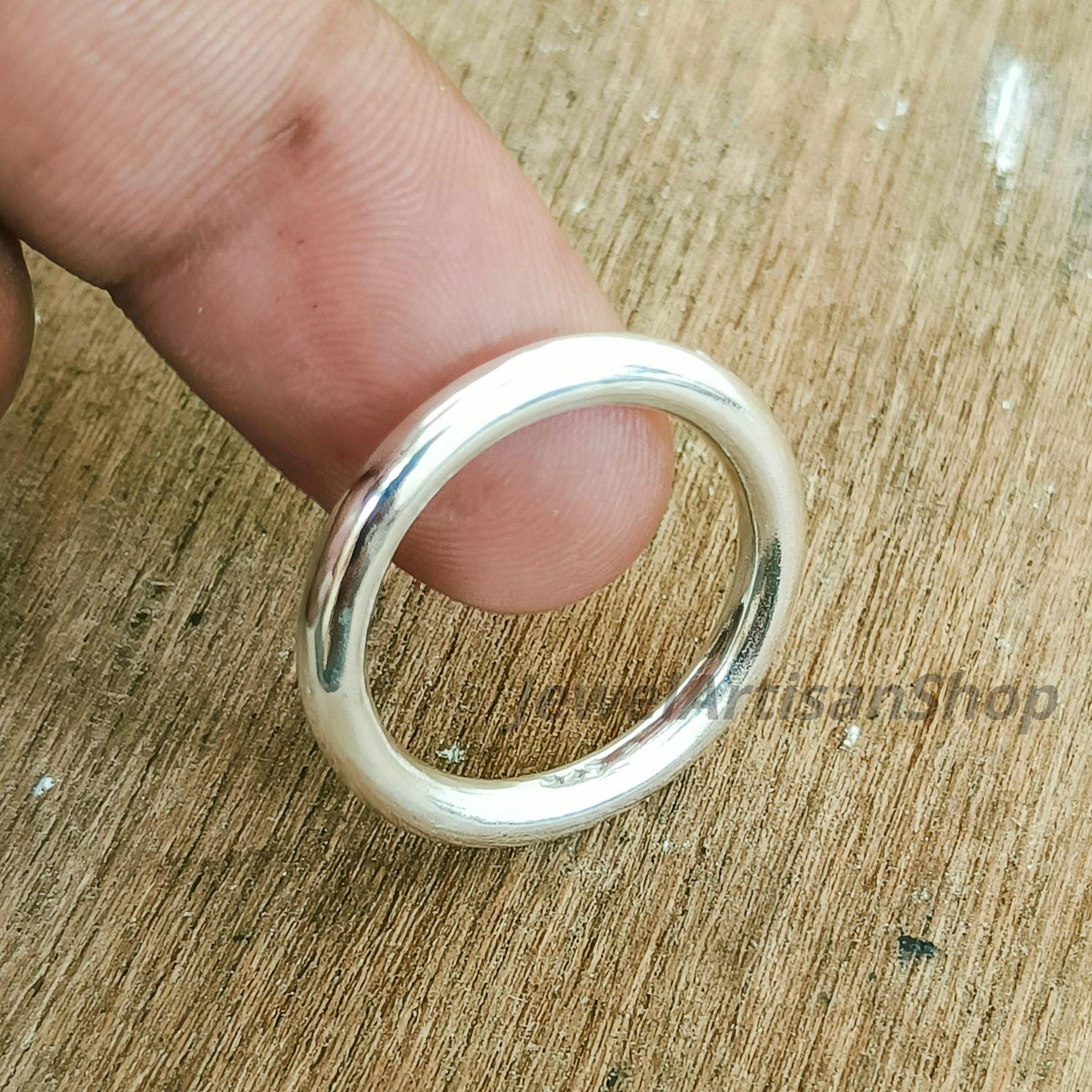 Anello di fidanzamento con alone di diamanti simulati taglio