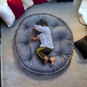 Round Tufted Floor Pillow || Large Round Floor Cushion For Kids || Big Round Cushion || Cushion Extra Large || Round Pillow on the Floor