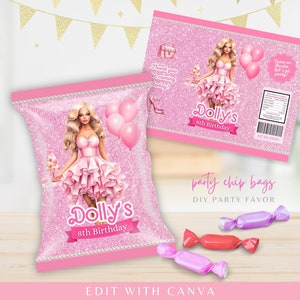 Op de afbeelding: Roze en witte chipzak met een glinsterende achtergrond en een cartoonafbeelding van een meisje in een roze jurk. De zak heeft de tekst "Dolly's 8th Birthday" en "Party Chip Bags DIY Party Favor".