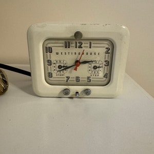 VINTAGE OLD WESTINGHOUSE ELECTRIC KITCHEN CLOCK WITH TIMER TC-81