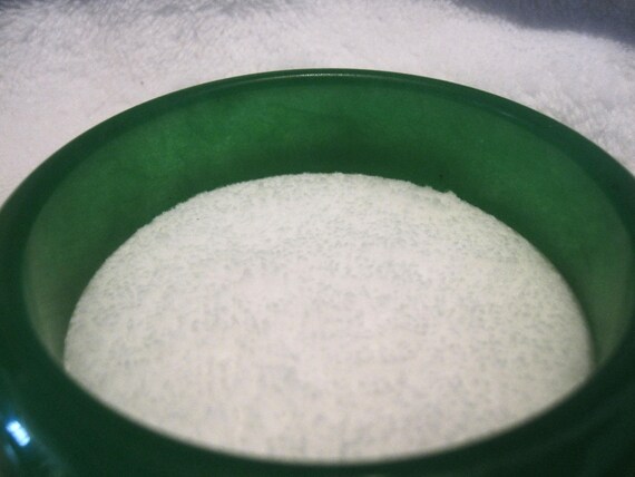 Emerald Green Jade Bangle - image 3