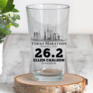 Tokyo, Personalized Marathon Glass, Custom Marathon Beer Glass, Marathon Finisher Glass, Marathon Finisher Gift, Marathon Runner Gift, 26.2