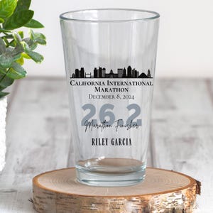 California, Personalized Marathon Glass, Custom Marathon Beer Glass, Marathon Finisher Glass, Marathon Finisher Gift, Marathon Runner Gift