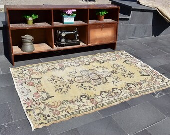 Turkish rug, Vintage rug, Handmade rug, Boho decor, Home decor rug, Floor rug, Organic wool rug, Oushak rug, Turkey rug 3.9 x 6.6 ft ORT1075