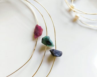 Natural raw precious stone and laminated gold necklace