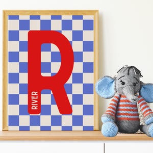 Impresión personalizada con nombre inicial para bebé niño / Arte mural a cuadros para habitación de bebé / Descarga digital personalizada / Decoración neutra para habitación de bebé / Regalo con nombre de niño