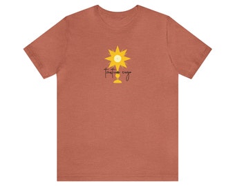 Tantum Ergo T-Shirt | Eucharistic Adoration Tee for Catholics | Monstrance with Blessed Sacrament Shirt | Catholic T-Shirt