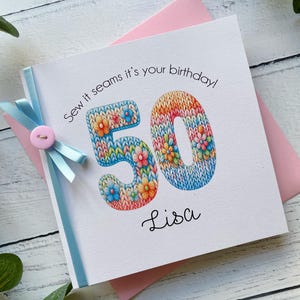 50. Geburtstagskarte mit Strickspiel. Handgefertigt. Für Sie. Häkeln Nähen Thema Geburtstagsgeschenk. Lustige 50er Jahre Geburtstagskarte. Personalisiert