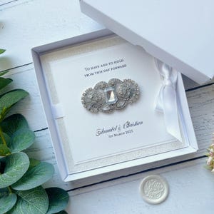 Luxus Hochzeitskarte. Spezielle handgefertigte Hochzeitskarte im Art Deco Stil. Handgefertigt und Personalisiert. Das perfekte Hochzeitsgeschenk.