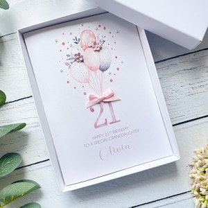 Carte de 21 ans pour elle. Petite-fille personnalisée, carte d'anniversaire fille. Carte rose faite main pour 21 ans, conception de ballons bohèmes