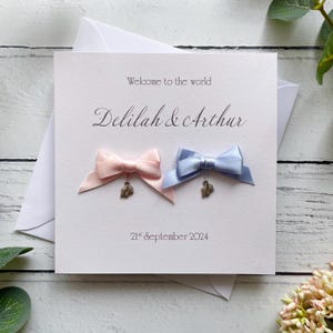 Nouvelle carte de jumeaux bébé. Carte de naissance 3D. Bienvenue sur la carte du monde. Pour filles, garçons ou jumeaux filles et garçons. Fait main et personnalisé.
