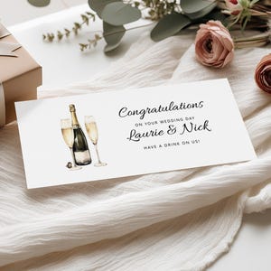 Geldbörse als Geldgeschenk zur Hochzeit. Personalisiert auf der Vorderseite und auf der Innenseite. Geld-Umschlag, Gutscheinbörse. Champagner Design. Trinkt doch mal auf uns
