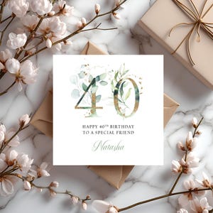 Carte 40e anniversaire pour elle, personnalisée. Chiffres avec verdure d'eucalyptus. Avec nom. Joyeux anniversaire maman, maman, soeur. âge personnalisable.