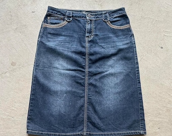 Y2K Dark Wash Denim Skirt - 32