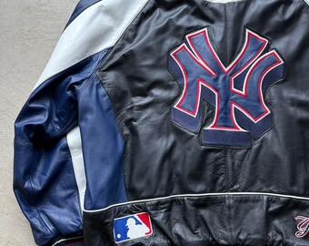 Vintage '99 New York Yankees 25th Championship Leather Vintage '99 New York Yankees 25th Championship Leather
