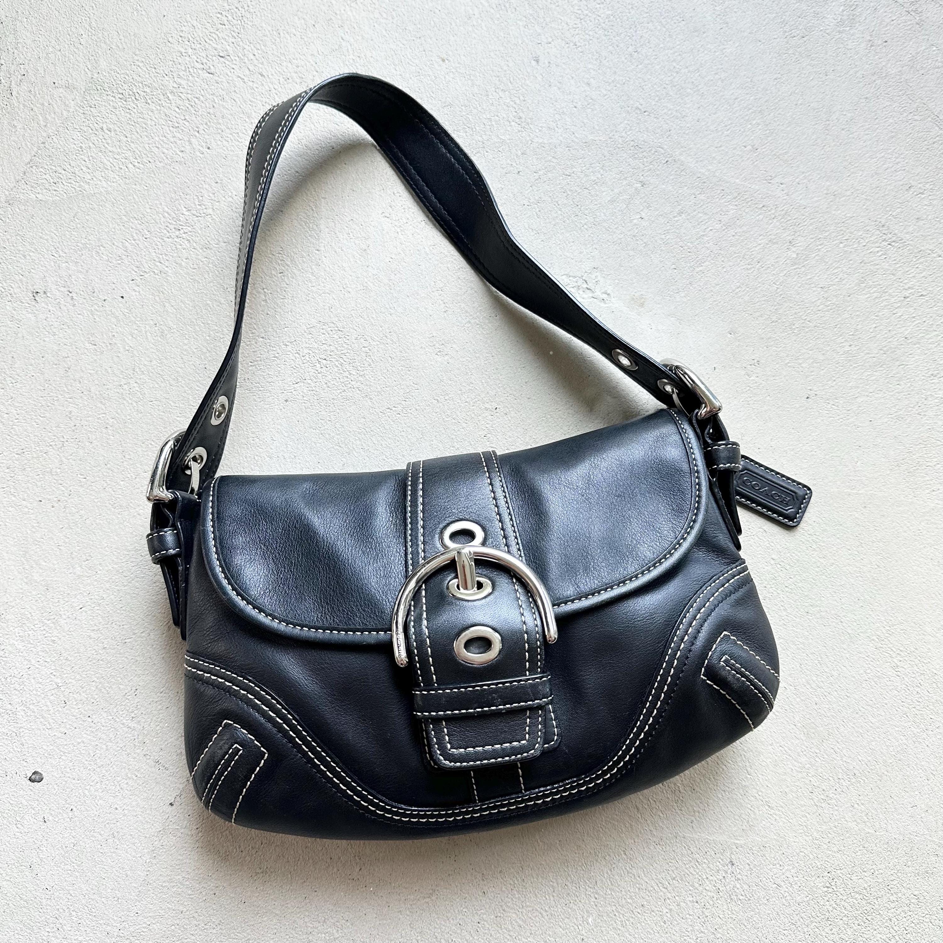 バッグ COACH soho leather hand bag y2k black Vintage Y2K Coach Black Mini Soho Leather Shoulder Bag