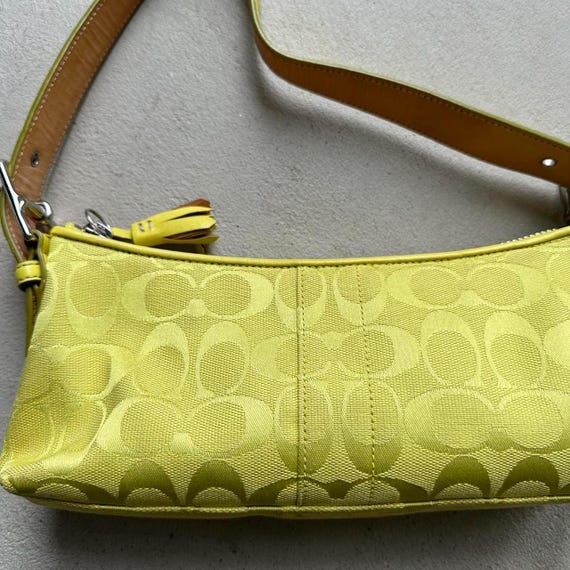 【メーカー公式ショップ】 Rare Etsy - Bag Shoulder Baguette Yellow Neon Coach Y2K Vintage バッグ
