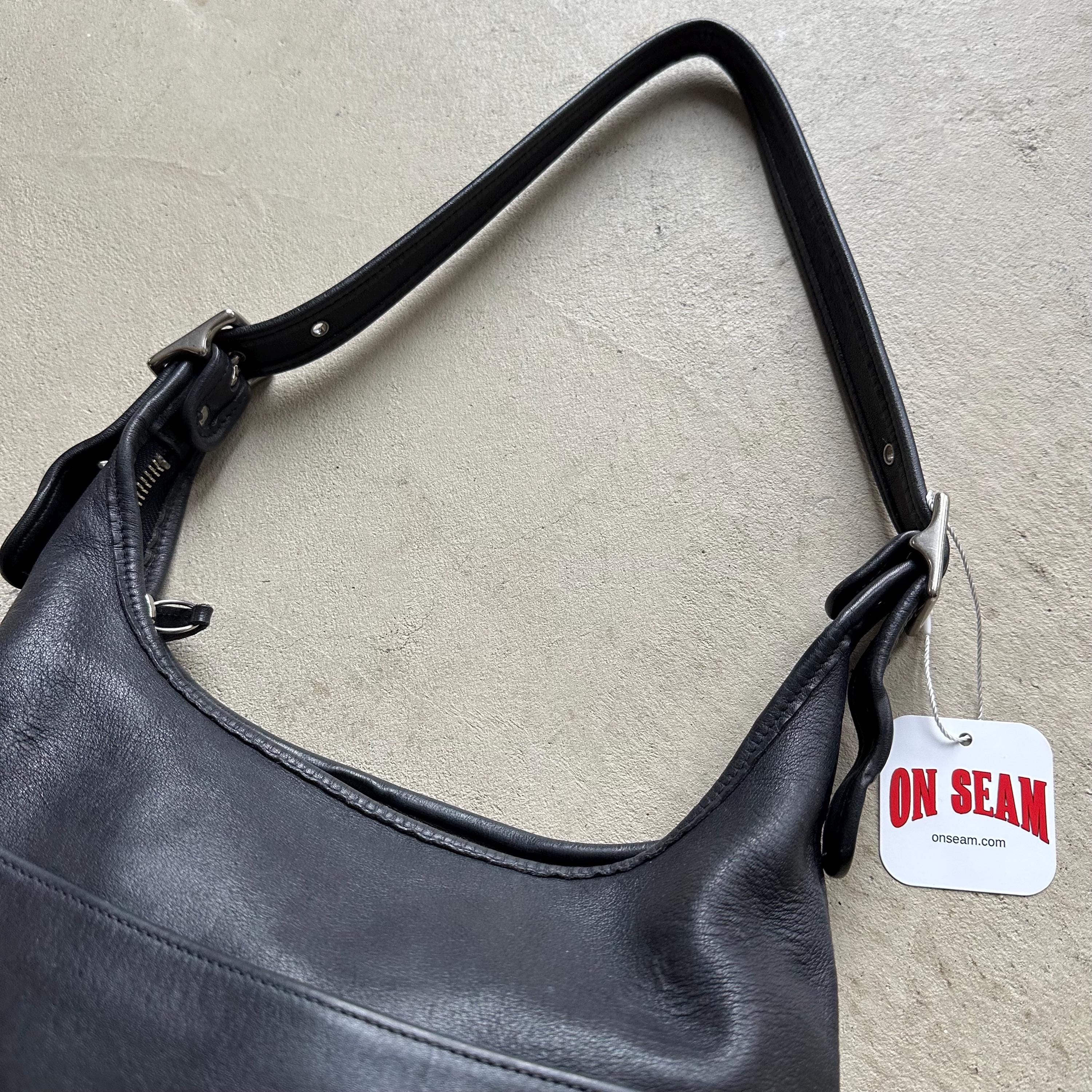 バッグ coach leather one shoulder bag black y2k Vintage Coach Y2K Shoulder Bag Black Leather Zipper Lock