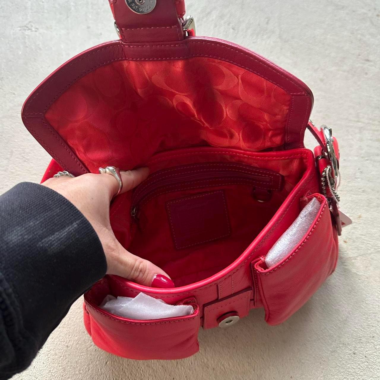 バッグ coach leather square shoulder bag Y2K Vintage Y2K Coach Red Mini Leather Square Soho Shoulder Bag