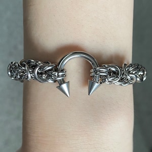 PULSERA CON DOS PERFORACIONES: cadena de acero inoxidable, joyería alternativa gótica grunge, cadena alternativa, piercing punk, tabique, grueso, gótico bizantino
