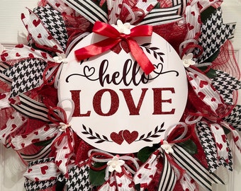 Valentine Day Wreath, Hello Love Valentine Wreath, Front Door Valentine Wreath, Office door, Romantic decoration, White flowers with pearls