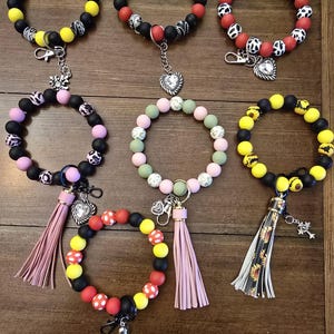 Keychain Wristlets With Silicone Beads/Bangle Wristlets