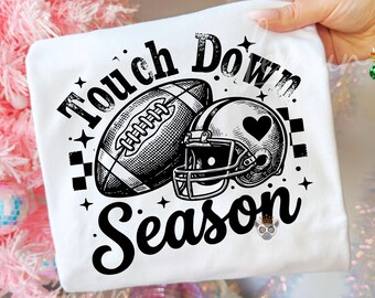 Fútbol Touchdown de moda SVG PNG, Temporada de fútbol Svg, Fútbol Svg, Cita de la temporada de Touchdown, Diseño de camiseta del día del juego, Mamá del fútbol Svg