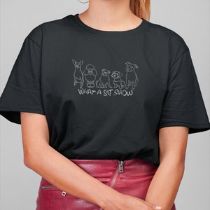 Che Sit Show, T-shirt per cani divertenti, T-shirt per cani divertenti, Camicia per cani multipli, Regalo per gli amanti dei cani, Camicia per addestratori di cani, Tshirt per l&#39;addestramento dei cani