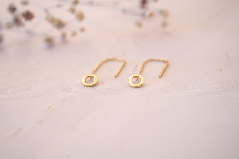 Minimalist Gold Threader Earrings with Initial and Letter, Custom Name Chain Earrings for Her, Personalized Gift and Unique Earring Design image 4
