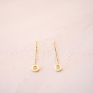 Minimalist Gold Threader Earrings with Initial and Letter, Custom Name Chain Earrings for Her, Personalized Gift and Unique Earring Design image 5