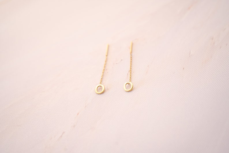 Minimalist Gold Threader Earrings with Initial and Letter, Custom Name Chain Earrings for Her, Personalized Gift and Unique Earring Design image 6