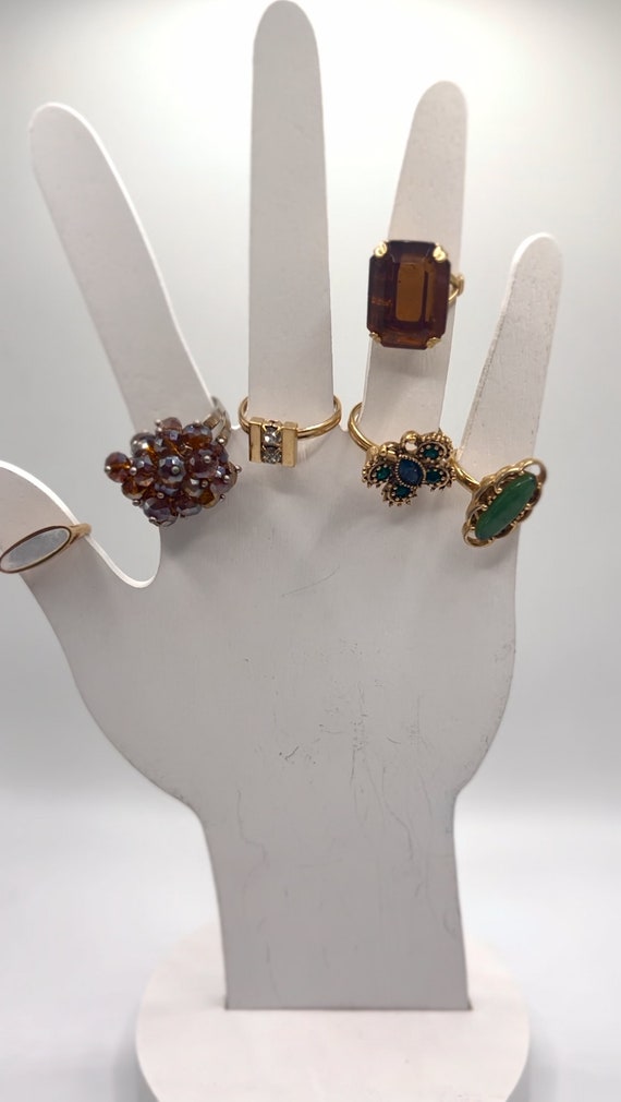 Gorgeous Lot Of Vintage Rings Some Signed.