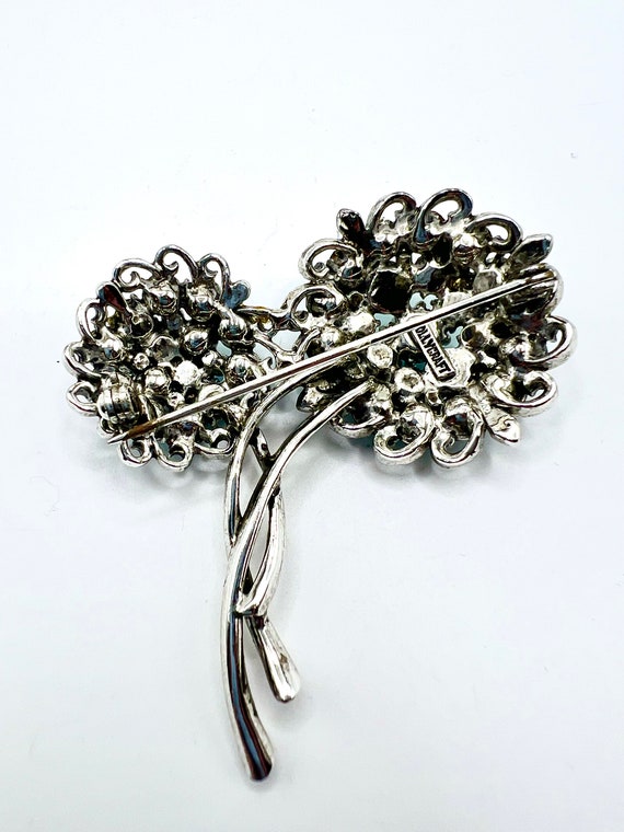 Gorgeous Hollycraft Blue Rhinestone Flower Brooch - image 4