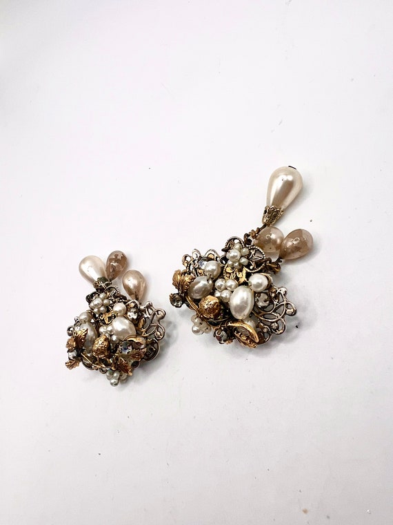 Stunning Vtg Baroque Pearl And rhinestone Goldton… - image 4