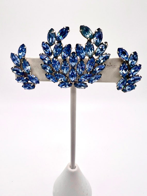 Stunning Vtg Blue Chaton And Navette Rhinestone Br