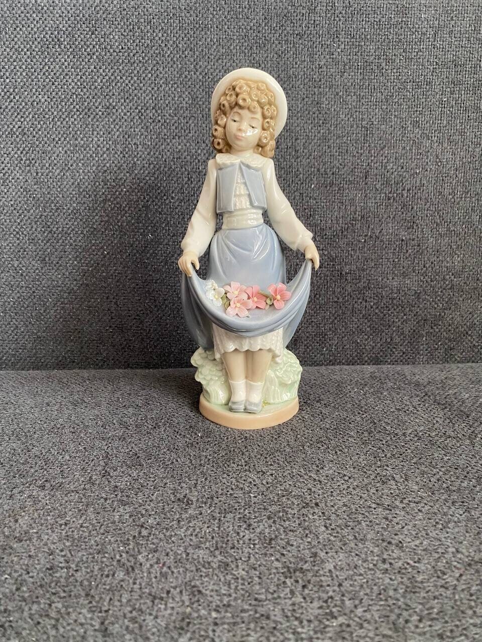 お気にいる Nao girl 日本 Etsy - flowers 置物